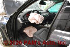 Vehicle photo 10