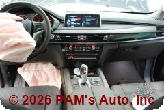 Vehicle photo 14