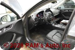 Vehicle photo 10