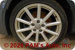 Vehicle photo 9
