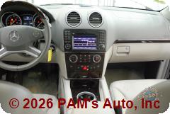 Vehicle photo 14