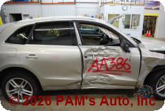 Vehicle photo 3
