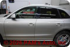 Vehicle photo 7