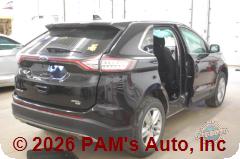 Vehicle photo 5