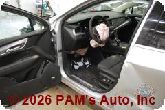 Vehicle photo 10
