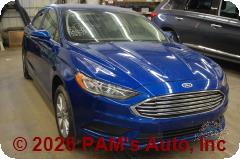 Vehicle photo 2