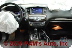 Vehicle photo 14