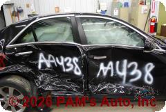 Vehicle photo 3
