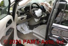 Vehicle photo 10