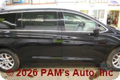 Vehicle photo 3