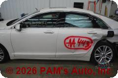 Vehicle photo 7