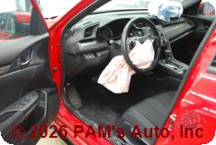 Vehicle photo 10