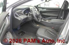Vehicle photo 10