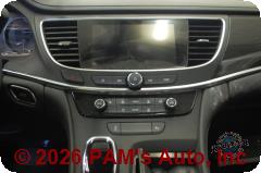 Vehicle photo 13