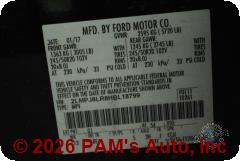 Vehicle photo 16