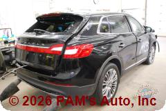 Vehicle photo 5