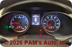 Vehicle photo 12