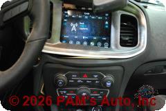 Vehicle photo 13