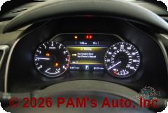 Vehicle photo 12
