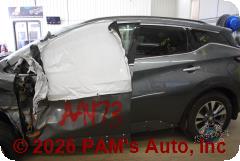 Vehicle photo 7
