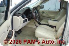 Vehicle photo 10