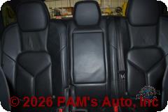 Vehicle photo 11