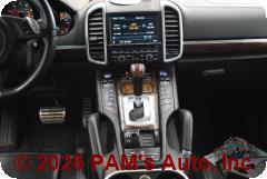 Vehicle photo 14