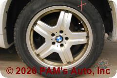 Vehicle photo 9