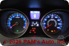 Vehicle photo 12