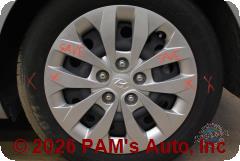 Vehicle photo 9