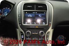 Vehicle photo 13