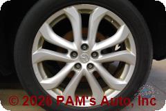 Vehicle photo 9