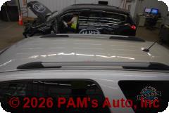 Vehicle photo 8