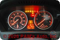 Vehicle photo 12
