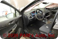 Vehicle photo 10