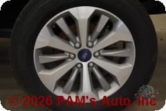 Vehicle photo 9