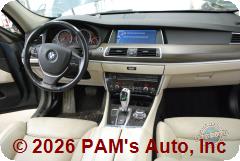 Vehicle photo 13