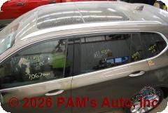 Vehicle photo 8