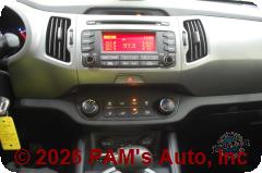 Vehicle photo 13