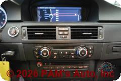 Vehicle photo 13