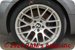 Vehicle photo 9