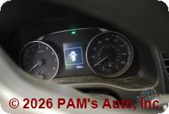 Vehicle photo 12
