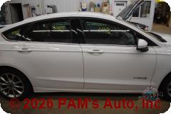 Vehicle photo 3