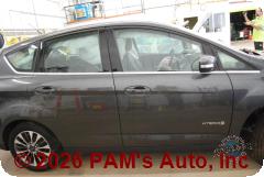 Vehicle photo 3
