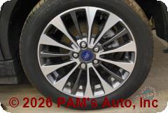 Vehicle photo 9