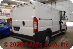 Vehicle photo 5