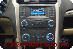 Vehicle photo 13