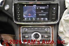 Vehicle photo 13