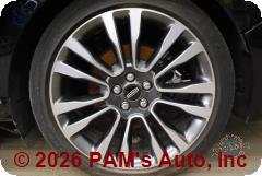 Vehicle photo 9