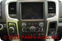 Vehicle photo 13